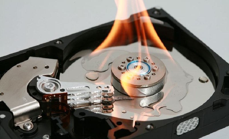 Nhiệt độ máy quá nóng gây hư hỏng